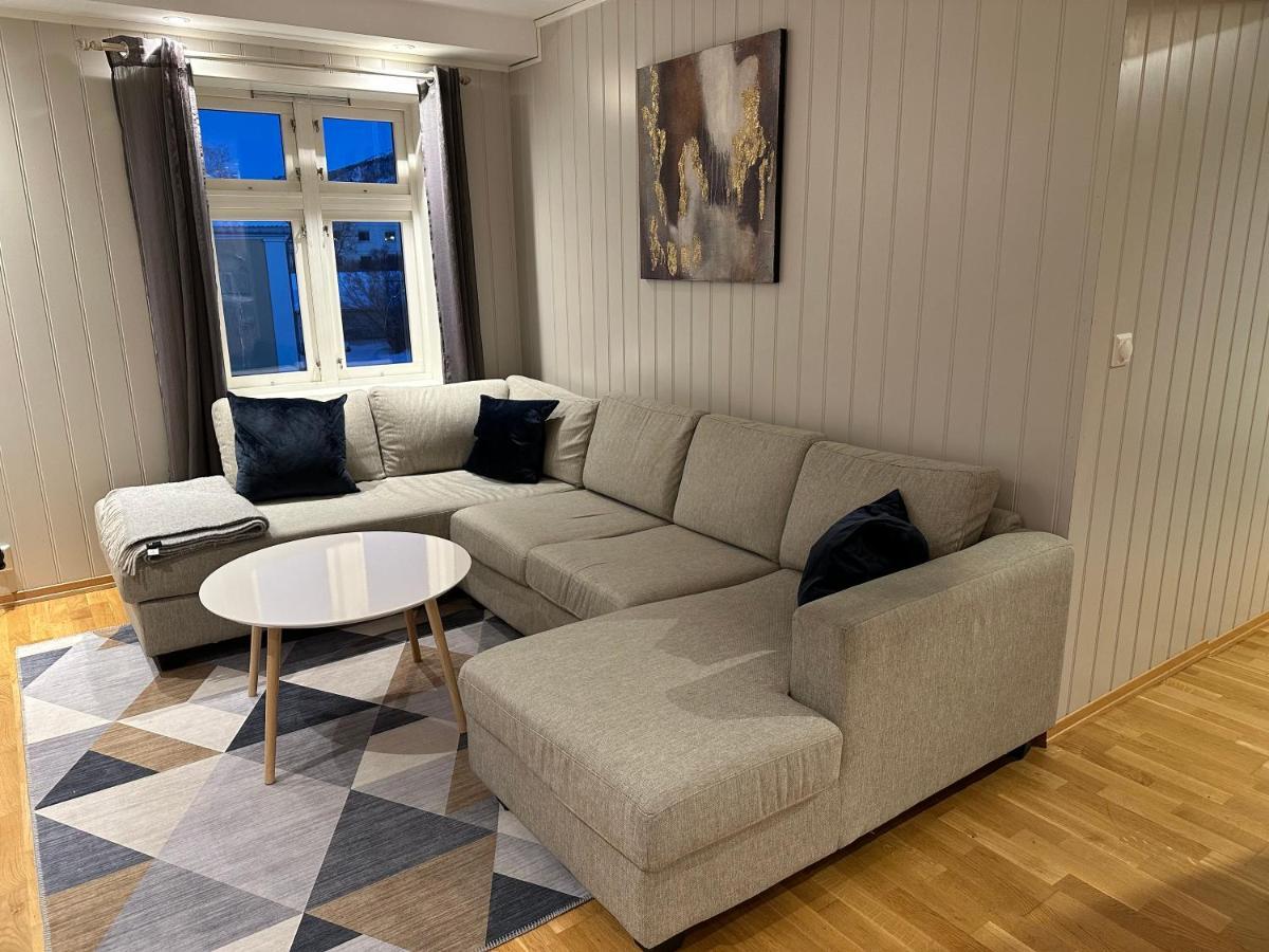 Stetind - Modern Apartment With Free Parking Narvik Extérieur photo