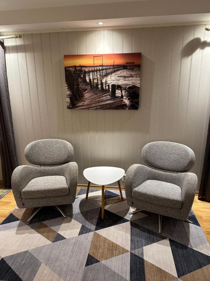 Stetind - Modern Apartment With Free Parking Narvik Extérieur photo
